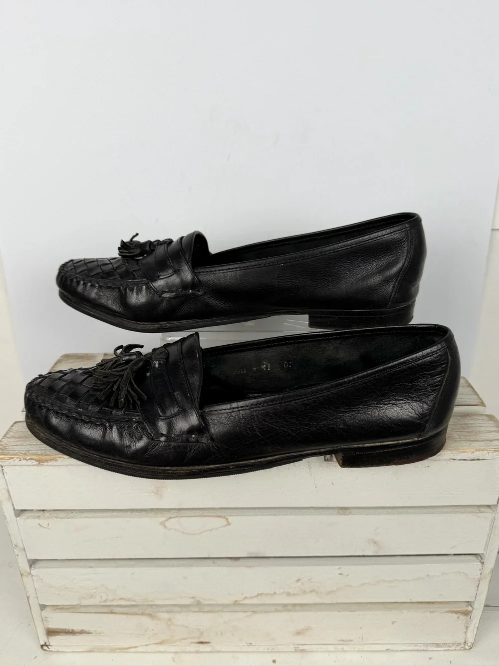 Cole Haan Woven black Leather Tassel Loafers men’s size 11 basket weave